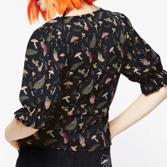 Disturbia Liviana Mushroom Print Ruched Vneck Top NWT - US sz 4 (UK 8) - Picture 2 of 3